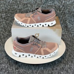 On Cloud 5 Running Shoes Women's 9.5 Rosebrown / Fog